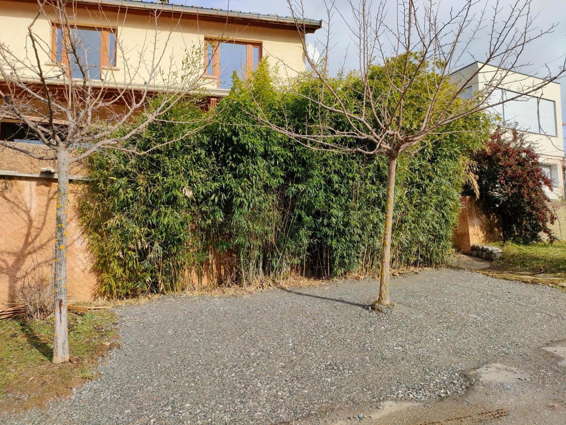 Le Cosy Du Plongeoir - T2 Neuf Avec Vue Sur Le Lac De Serre Poncon Et Grande Terrasse Avec Jardin Savines Exterior photo